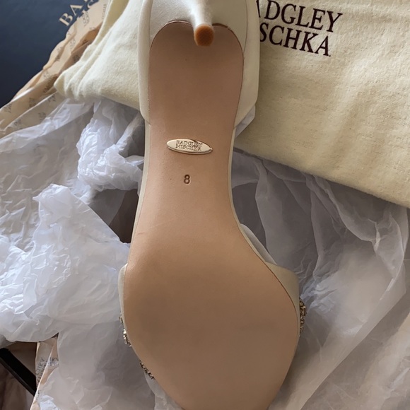 {Badgley Mischka} Hansen Crystal Embellished Shoe - Picture 8 of 8